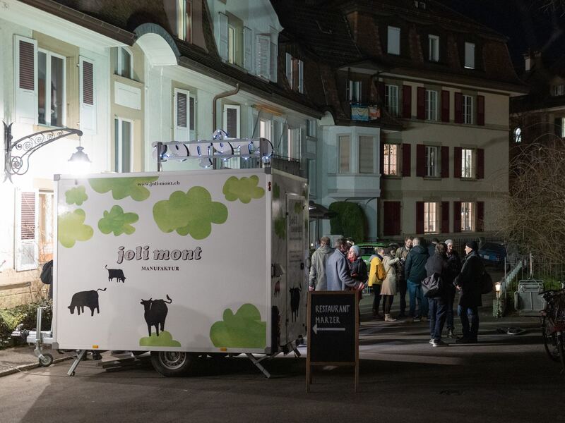 Foodtruck unterwegs in Lyss, Biel, Murten, Aarberg und vielen anderen Orten im Seeland und Berner Oberland.